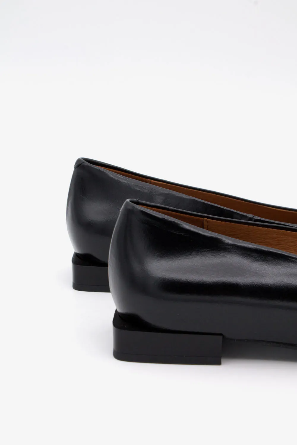 Angel Alarcon Black Big Bow Pump|24631530N