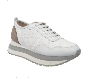 Kinetic Sneaker