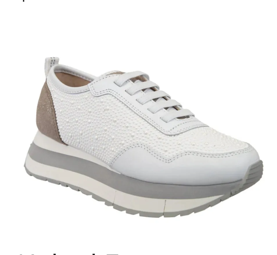 Kinetic Sneaker
