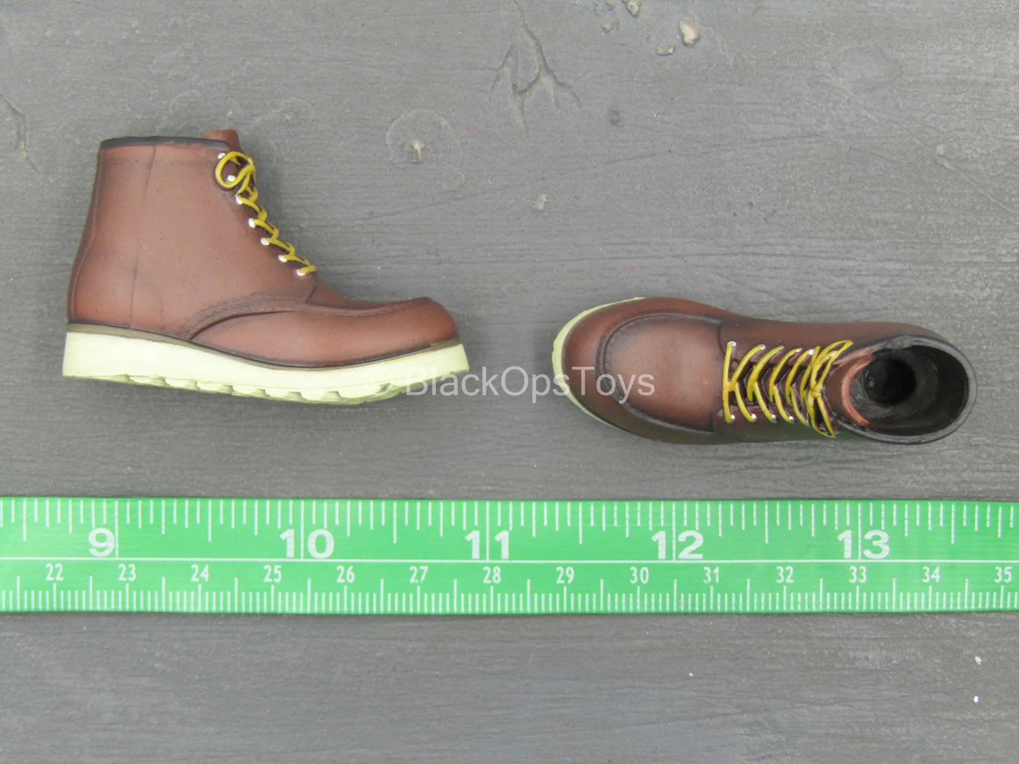 Old Soldier - Brown Shoes (Peg Type)